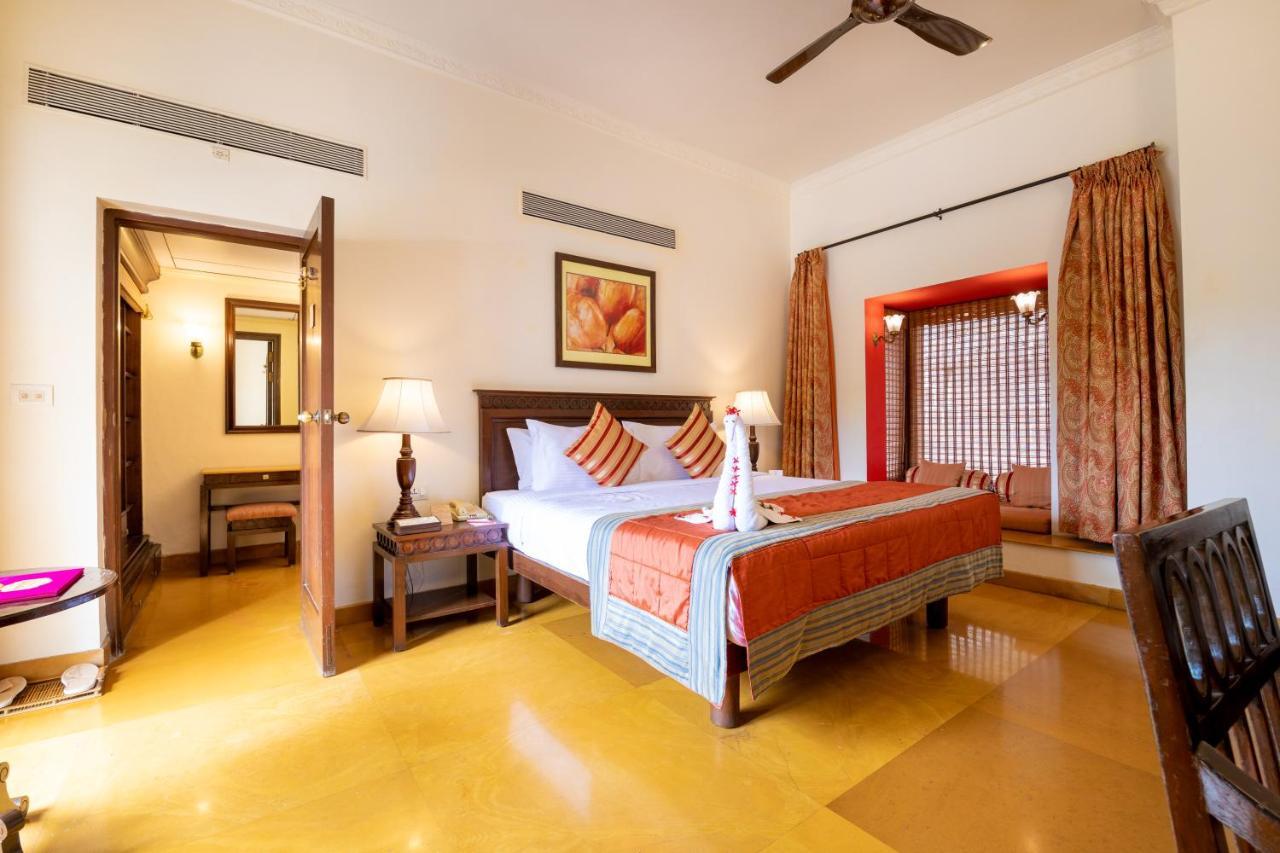 Fort Jadhavgadh -A Gadh Heritage Hotel Sasvad Exterior photo